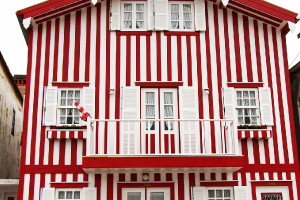 Maisons rayées de Costa Nova 8