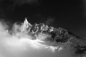 Brume et sommets