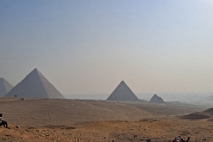 4 pyramides - Copie