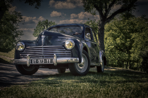 Peugeot 203 (1952)