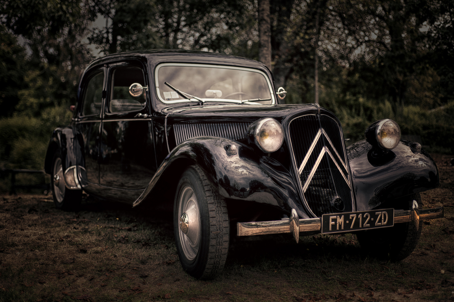 L_Milliet_Un siècle d'automobiles2