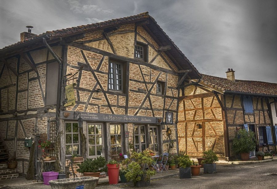 La maison penchée