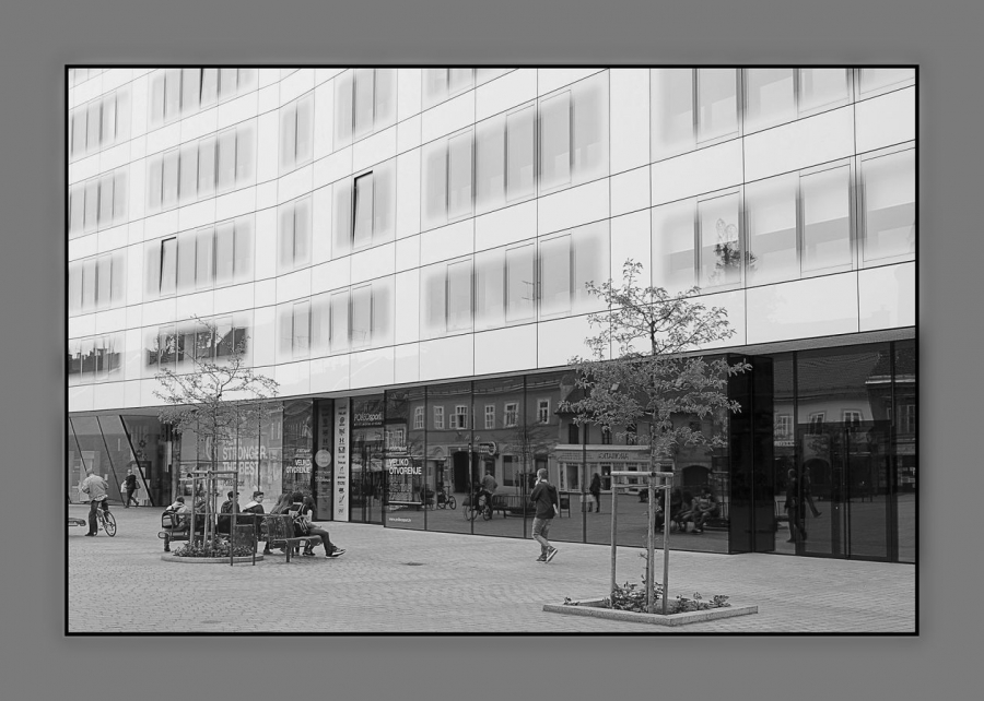 Place publique CLERC Monique