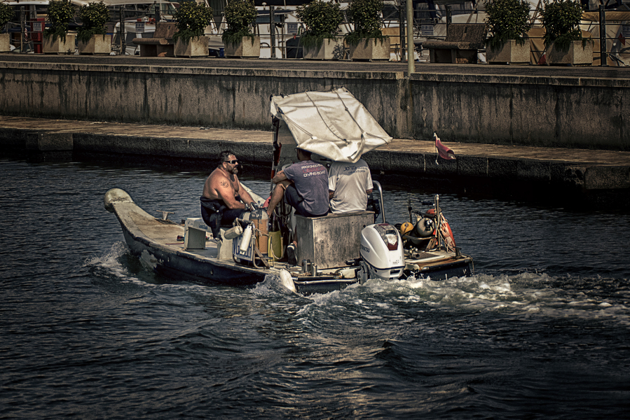 bateaux014millietL004Retour de plongée 1920px